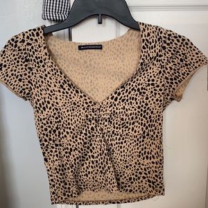 brandy melville cheeta top